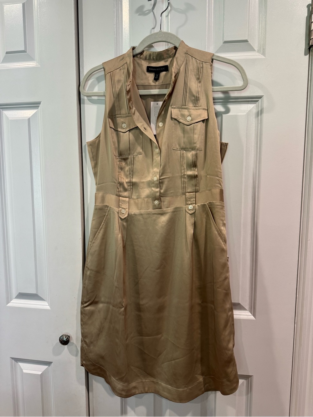 Banana Republic Sleeveless gold Shirt Dress